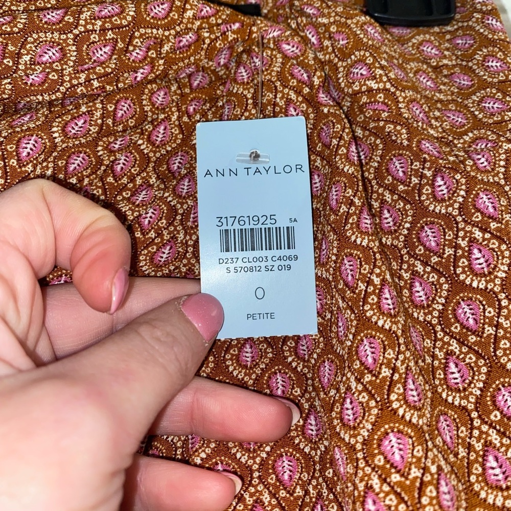 Size 0 Ann Taylor Pencil Skirt - Brand New with Tags